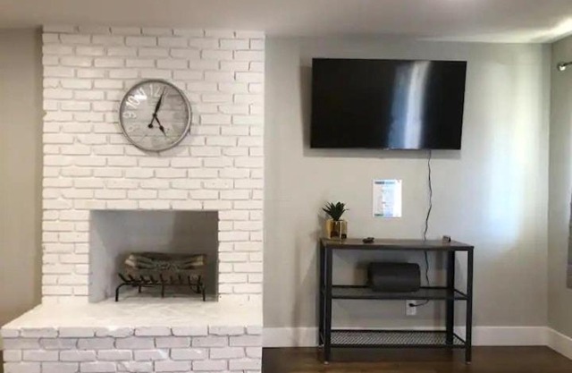 Reno Remodeled 3 King Beds Near Downtown Large Yard