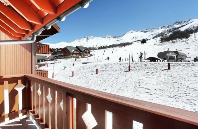 Residence Le Hameau*** - Labellemontagne - 2 Room Apartment 6 People