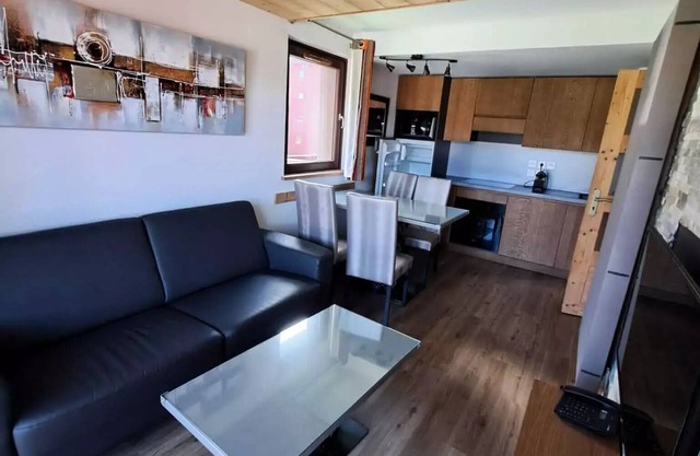 Residence La Source des Arcs* - Chalet des Neiges - 2 Room Apartment Cabin 4 People PRM