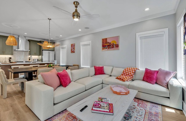 Resonant - 2 Townhomes - 2 Private Rooftop Decks