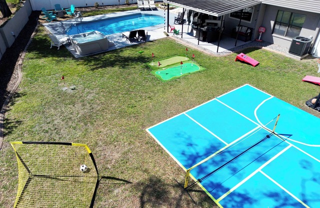 Resort Backyard: Pool, Hot Tub, Pickleball, Basketball & Game Room Fun!
