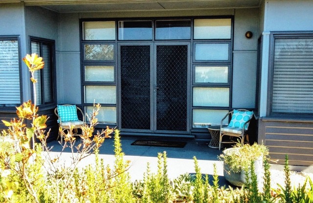 Retro beach house.nCentral and close to beach. nRoom for all the family.