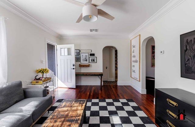 Retro Charm, BBQ Fun and Fire Pit Nights