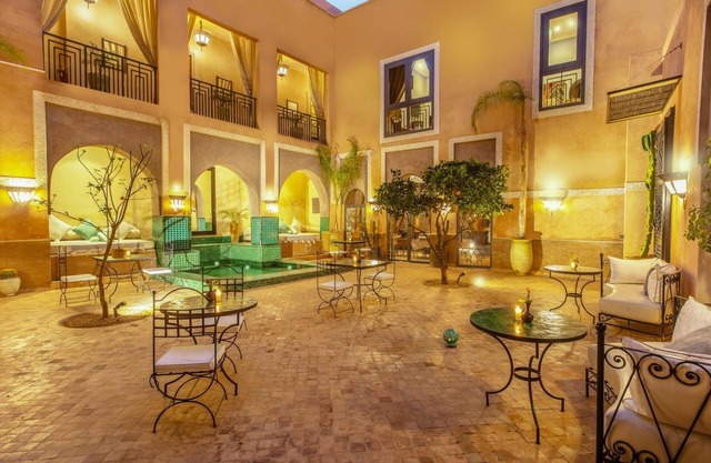 Riad Sahrij - Seven Bedroom Apartment, Sleeps 12