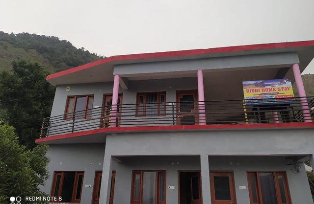 Ridhi Homestay Sari