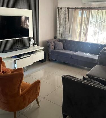 Riverside 1 bedroom house for Two