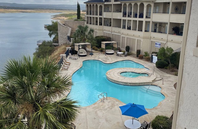 Rockstar Lake and Pool view condo