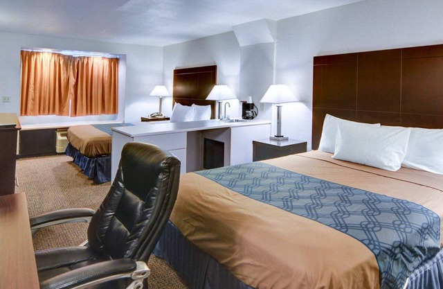 Rodeway Inn & Suites Lewisville I-35