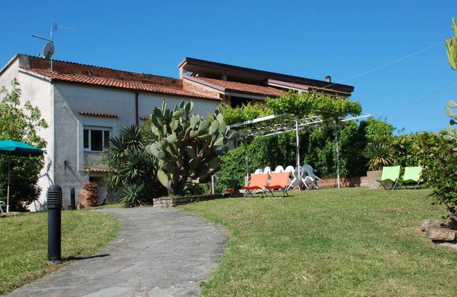 Romantic Stay Near Velia