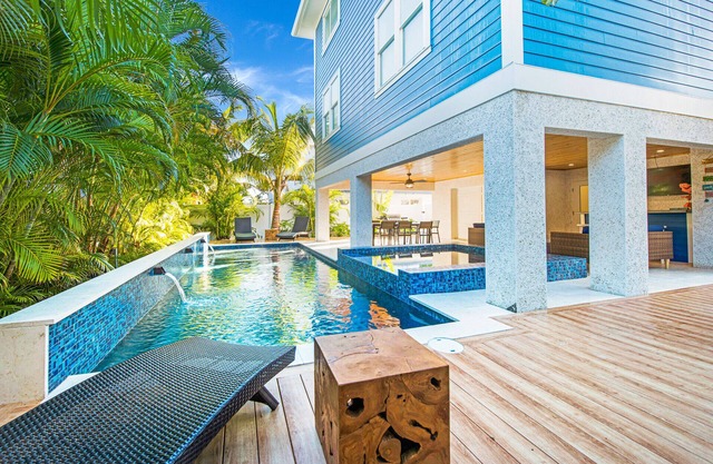 Rooftop Deck, Private Pool, Spa, close to Beach and Bay - Sea Forever