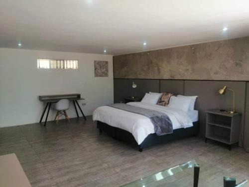 Room 1 of 8 Cozy Suites at The Hilltop Guesthouse
