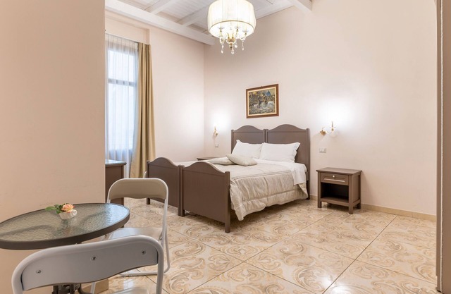 Room 'Al Duomo - Camera Doppia' with Shared Terrace, Wi-Fi and Air Conditioning