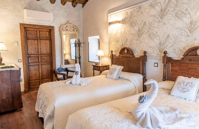 Room 'Habitación Constanza' with Shared Pool, Shared Terrace and Wi-Fi