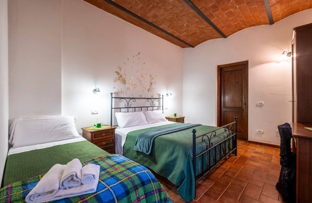 Room 'Verde' with Shared Pool and Shared Garden