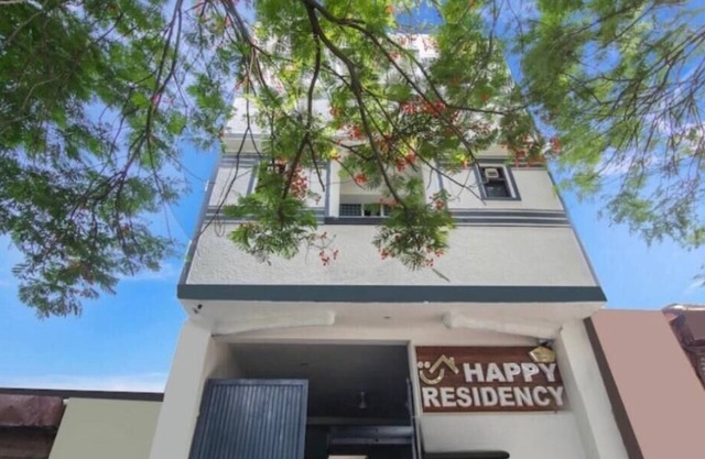 Roomshala 123 Happy Homes Saket