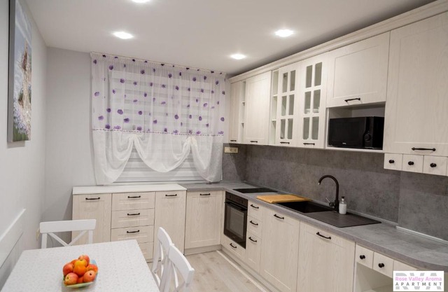 Rose Valley Aroma Apartment