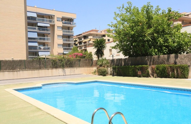 ROURA 2 Apartment - Communal Pool