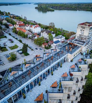 Rovno Hotel