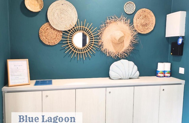Roxy Sematan Townhouse - Blue Lagoon