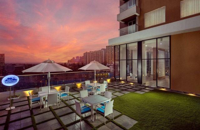 Royal Hometel Suites Dahisar Mumbai