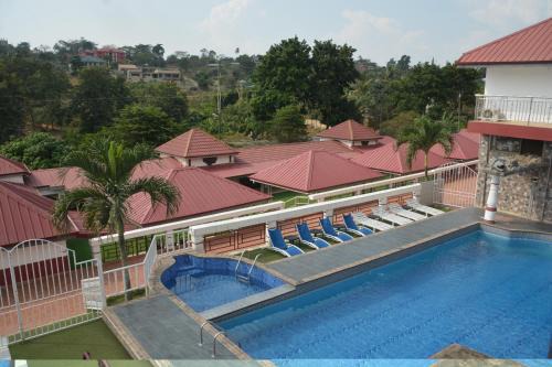 Royal Lee's Hotel