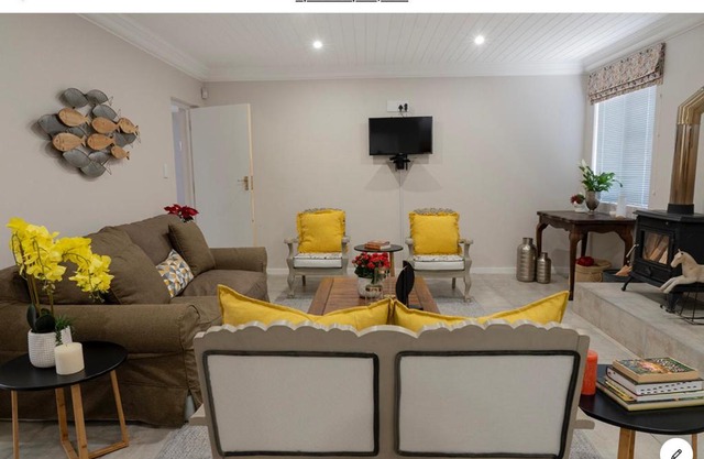 Rueby’s Apartment 101