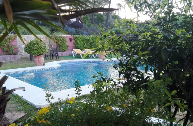 Rustic house in Cordoba capital on the shores of Lake Encantada Free Wi-Fi