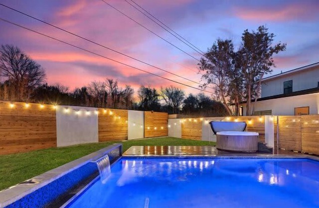 S. ATX Paradise-Pool, Hot Tub & Ping Pong!