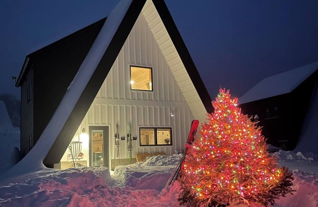 Saddleback - Parmachenee A-Frame 4 - Bluebird Day