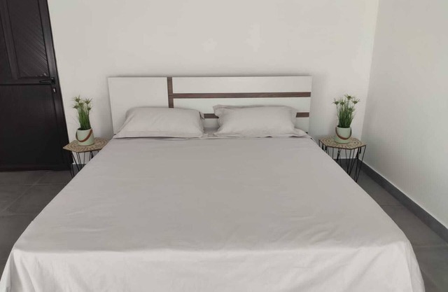 SAHARA VILLAS - New villa with swimming pool. 5 mins from beaches, restaurants, bars