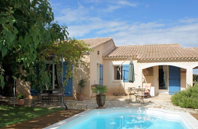 Saint-Joseph Piscine Gard prox Avignon Uzès Nîmes