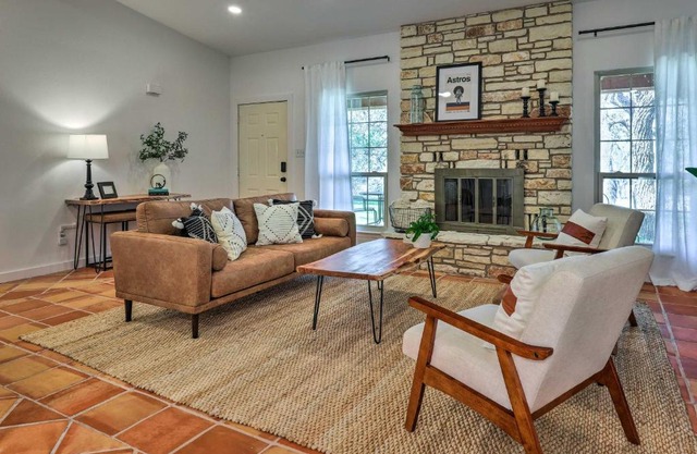 San Marcos Vacation Rental 4 Miles to Downtown!