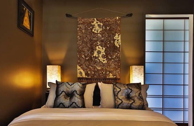 Sandalwood Retreat, Red Hill
