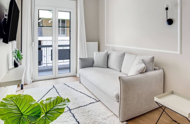 Sanders New Town - Inviting 1-Bdr. Apt. w/ Balcony