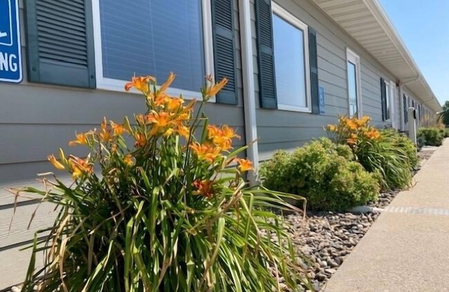 Sandhills Guest House Motel