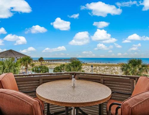 Sandpiper Seaview 201