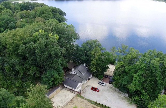 Sandy Beach WhlChr-Friendly Woodlands Lodge w/47 Wooded Acres w/Trails!