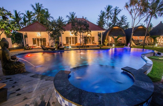 Sanghyang Bay Villas