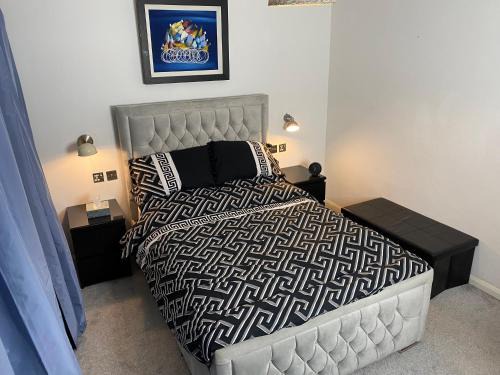 Sanzzy Room London