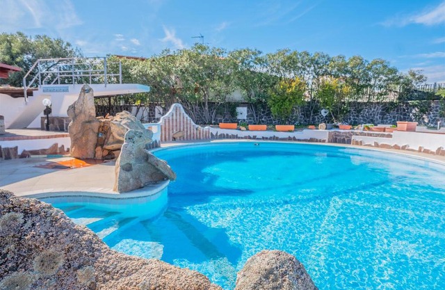 Sardinia Family Villas - Villa Mathilde with private pool