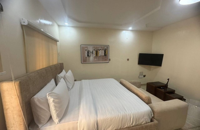 Sardius- Charming studio in amazing Lagos with AC