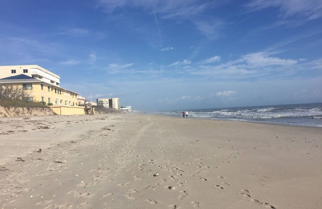 SATELLITE BEACH, FL- DIRECT OCEANFRONT