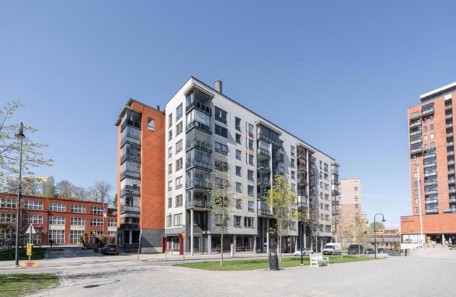 Sauna and Free Parking