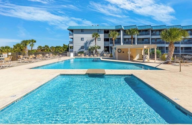 Savannah Beach Racquet Club