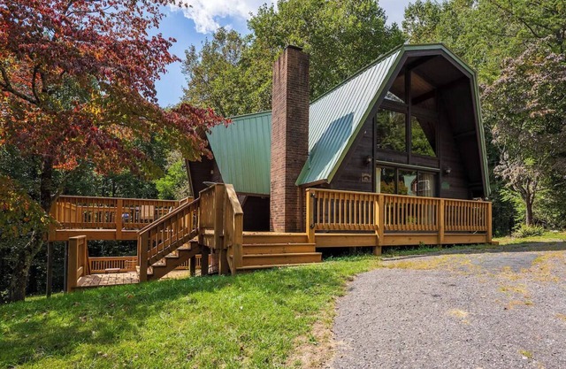 Scenic Mountain Getaway-Tranquil Views!-58 Meadowview Trail
