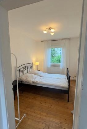 schöne 3 Zimmerwohnung Altbau, hochschulnah, free parking