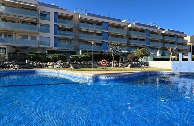 Sea apartment in Cubelles - OI01958