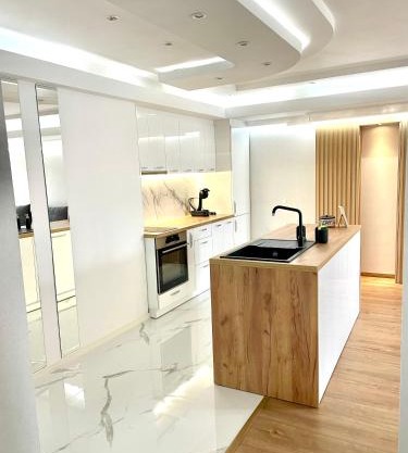 Sea Breeze Apartment