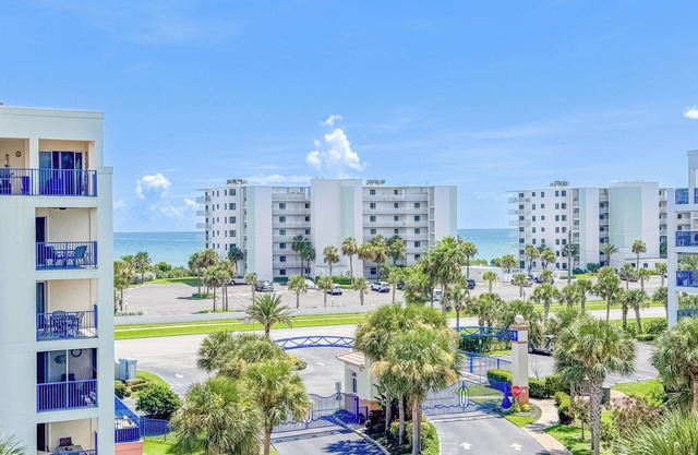 Sea La Vie | Corner 3BR Ocean/Pool/Estuary View