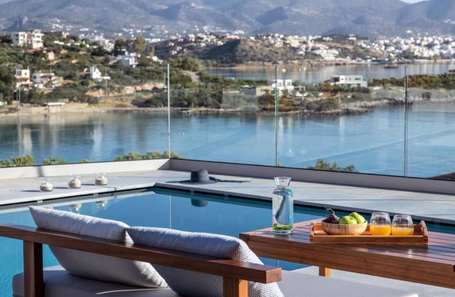 Sea View Blue Senses Villas with heated pool